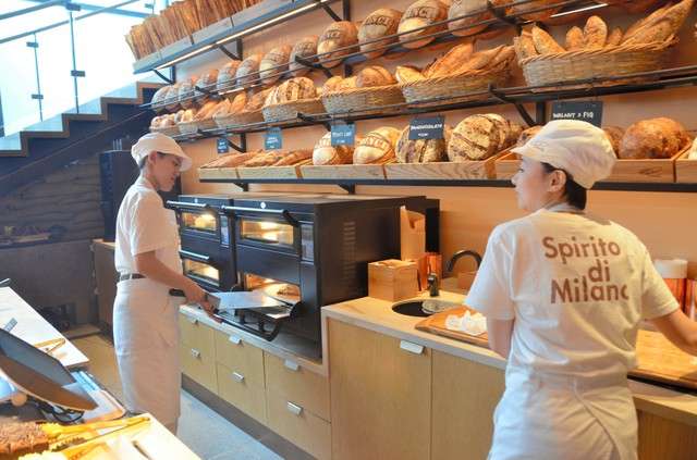 「星巴克臻選®東京烘焙工坊」店內還有日本首間的義大利麵包坊「Princi」=攝於2月27日(圖/潮日本) 「星巴克臻選®東京烘焙工坊」店內還有日本首間的義大利麵包坊「Princi」=攝於2月27日(圖/潮日本)