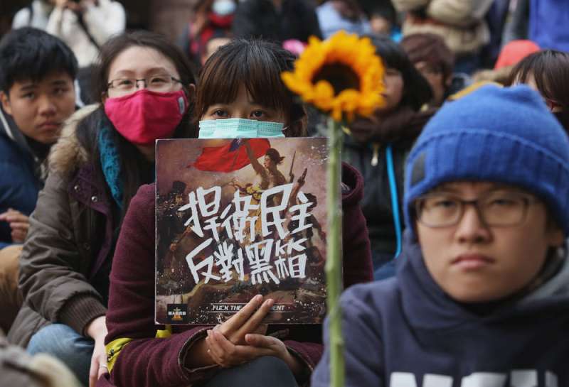 持續21天的318學運占領國會運動,讓當時的台灣人認同衝到最高點。(林瑞慶攝) 持續21天的318學運占領國會運動,讓當時的台灣人認同衝到最高點。(林瑞慶攝)