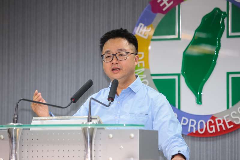 20190316-民進黨秘書長羅文嘉16日針對立委補選結果召開記者會說明。(顏麟宇攝) 20190316-民進黨秘書長羅文嘉16日針對立委補選結果召開記者會說明。(顏麟宇攝)