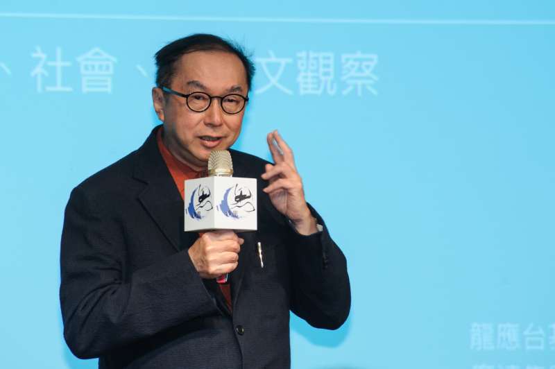 20190323-思沙龍「勇敢面對AI新世界 — 一個工程師的人文觀察」,主講人廣達集團總裁林百里。(甘岱民攝) 20190323-思沙龍「勇敢面對AI新世界 — 一個工程師的人文觀察」,主講人廣達集團總裁林百里。(甘岱民攝)