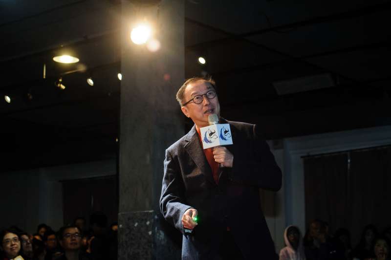 20190323-思沙龍「勇敢面對AI新世界 — 一個工程師的人文觀察」,主講人廣達集團總裁林百里。(甘岱民攝) 20190323-思沙龍「勇敢面對AI新世界 — 一個工程師的人文觀察」,主講人廣達集團總裁林百里。(甘岱民攝)