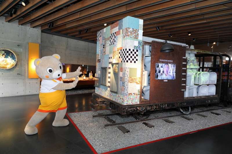 今年春季暢遊新北市搭配交通部觀光局「春遊自由行補助方案」,自4月1日至6月30日,每房每晚補助500元。(圖/新北市觀光旅遊局提供) 今年春季暢遊新北市搭配交通部觀光局「春遊自由行補助方案」,自4月1日至6月30日,每房每晚補助500元。(圖/新北市觀光旅遊局提供)