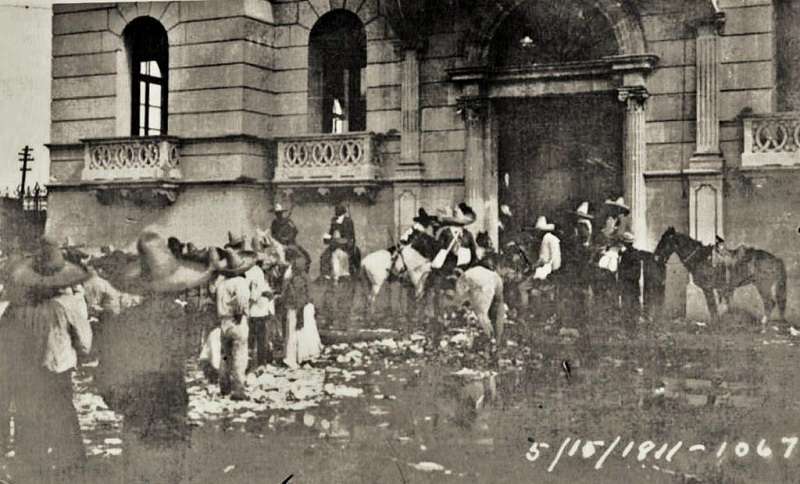 「托雷翁大屠殺」(Torreón Massacre),又稱「萊苑慘案」(維基百科) 「托雷翁大屠殺」(Torreón Massacre),又稱「萊苑慘案」(維基百科)