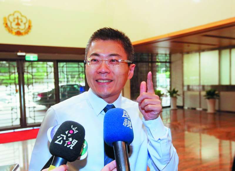 關說案關鍵人物之一的蔡正傑強調,檢察長彭坤業沒有踰越職權。(柯承惠攝) 關說案關鍵人物之一的蔡正傑強調,檢察長彭坤業沒有踰越職權。(柯承惠攝)