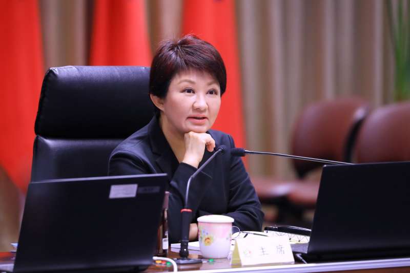 台中市長盧秀燕主持治安、公安及食安聯合會報,希望立案托嬰中心全面設置監視器。(圖/台中市政府提供) 台中市長盧秀燕主持治安、公安及食安聯合會報,希望立案托嬰中心全面設置監視器。(圖/台中市政府提供)