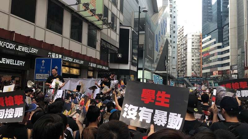 銅鑼灣希慎廣場 20190616_香港16日下午「反送中」大遊行。（A.Y提供）