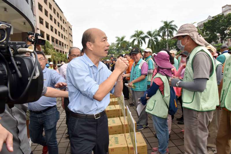 高雄市長韓國瑜說，防疫視同作戰，大家防治措施務必落實，共同打擊登革熱。（圖／徐炳文攝）