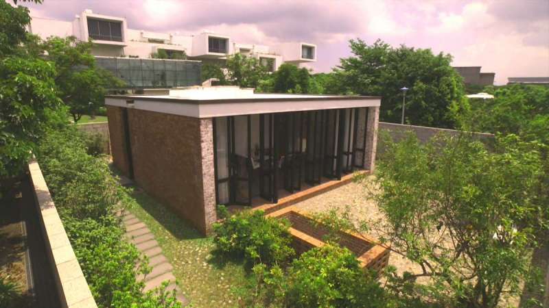 藝術很有事 第37集〈王大閎的建築靈光〉,王大閎自宅拆除四十年後,由「王大閎建築研究與保存學會」主導,在台北市立美術館旁重新復刻這棟自宅,也是台灣首次復刻的現代建築(圖/公視) 藝術很有事 第37集〈王大閎的建築靈光〉,王大閎自宅拆除四十年後,由「王大閎建築研究與保存學會」主導,在台北市立美術館旁重新復刻這棟自宅,也是台灣首次復刻的現代建築(圖/公視)