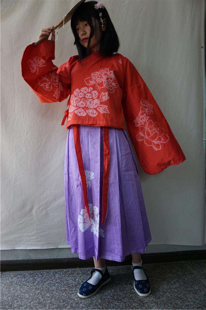 中國傳統民族風婚紗。(新華社) 中國傳統民族風婚紗。(新華社)