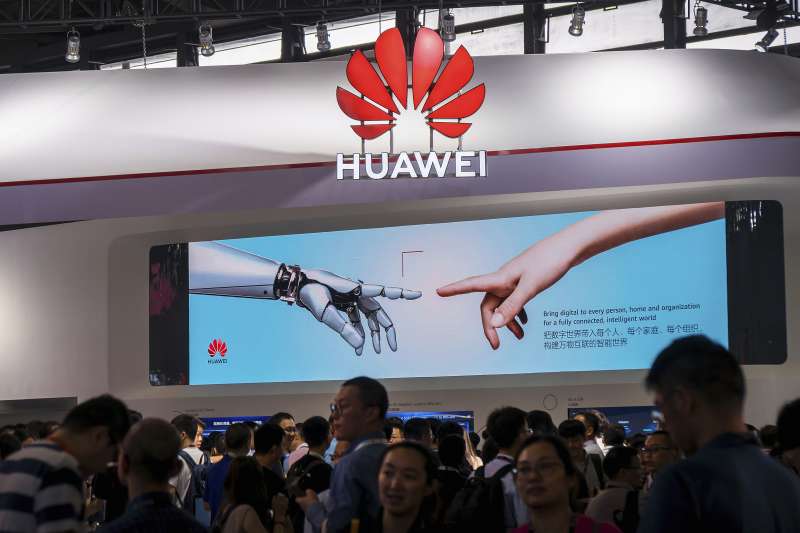 華為成為中美貿易戰頭號目標,背後原因遠遠不只於剽竊資訊、情報這麼單純。(AP) 華為成為中美貿易戰頭號目標,背後原因遠遠不只於剽竊資訊、情報這麼單純。(AP)