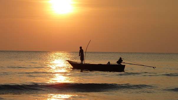 捕魚 漁夫 漁船 海洋(取自Pixabay) 捕魚 漁夫 漁船 海洋(取自Pixabay)