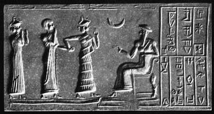 滾筒印章(cylinder seal)上的月神"辛"與新月。(作者提供,取自維基百科) 滾筒印章(cylinder seal)上的月神"辛"與新月。(作者提供,取自維基百科)