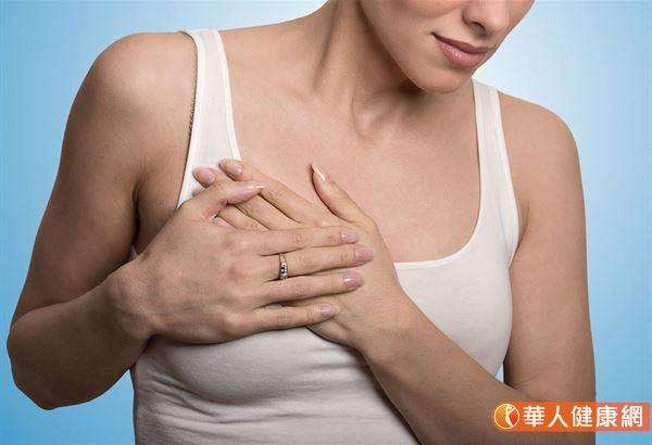 中醫⼀般將乳癌分為肝氣鬱結型、沖任失調型、毒熱蘊結型和氣⾎虧虛型4個類型。(圖/華人健康網) 中醫⼀般將乳癌分為肝氣鬱結型、沖任失調型、毒熱蘊結型和氣⾎虧虛型4個類型。(圖/華人健康網)