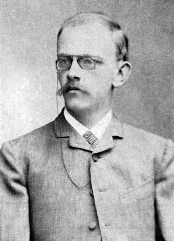 大衛·希爾伯特(David Hilbert ,1862~1943年),德國數學家,19 世紀和 20 世紀初最具影響力的數學家之一,建議愛因斯坦以變分方法和最小作用量原理,推導完整的重力方程式。圖/研之有物 大衛·希爾伯特(David Hilbert ,1862~1943年),德國數學家,19 世紀和 20 世紀初最具影響力的數學家之一,建議愛因斯坦以變分方法和最小作用量原理,推導完整的重力方程式。圖/研之有物