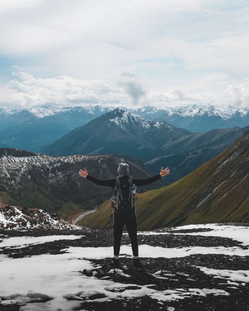 adventure-cold-hike-3027727_batch adventure-cold-hike-3027727_batch