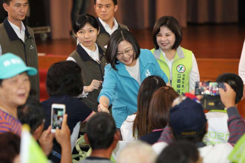 20191102-「2020蔡英文總統連任全國各級農會後援會」今在台南成立,全國300個農會,共有176個表態挺蔡英文。(蔡英文競選辦公室提供) 20191102-「2020蔡英文總統連任全國各級農會後援會」今在台南成立,全國300個農會,共有176個表態挺蔡英文。(蔡英文競選辦公室提供)