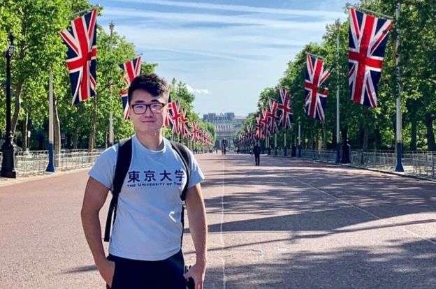 鄭文傑說,他現在正在尋求一個他認為安全的地方進行庇護。(BBC中文網) 鄭文傑說,他現在正在尋求一個他認為安全的地方進行庇護。(BBC中文網)