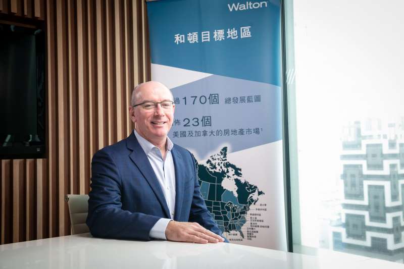 ED FLEMING也提到,美國的貸款利率處於歷史低位,而千禧一代也正陸續進入房屋市場,如果將貸款利率及人口遷移的因素配合起來,和頓相信美國房地產市場於目前,以至未來幾年的表現將會持續發展。 ED FLEMING也提到,美國的貸款利率處於歷史低位,而千禧一代也正陸續進入房屋市場,如果將貸款利率及人口遷移的因素配合起來,和頓相信美國房地產市場於目前,以至未來幾年的表現將會持續發展。