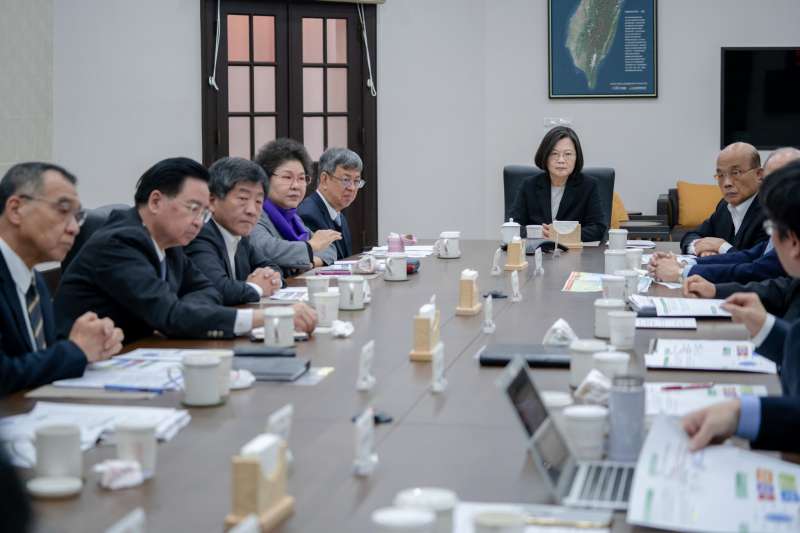 20200122-因應中國武漢肺炎疫情,總統蔡英文22日召開國安高層會議,指示全力防疫。(取自總統府@Flickr) 20200122-因應中國武漢肺炎疫情,總統蔡英文22日召開國安高層會議,指示全力防疫。(取自總統府@Flickr)