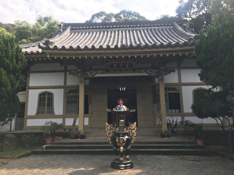 甘珠佛爺來台之初的駐錫地，舊名鐵真院，後由佛爺更名為普濟寺。（海中雄提供）