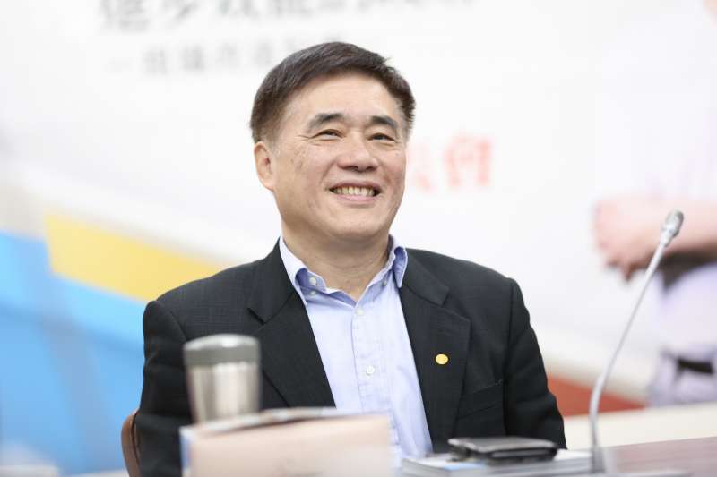 20200226-國民黨主席候選人郝龍斌26日出席前立委呂學樟新書發表會。(簡必丞攝) 20200226-國民黨主席候選人郝龍斌26日出席前立委呂學樟新書發表會。(簡必丞攝)