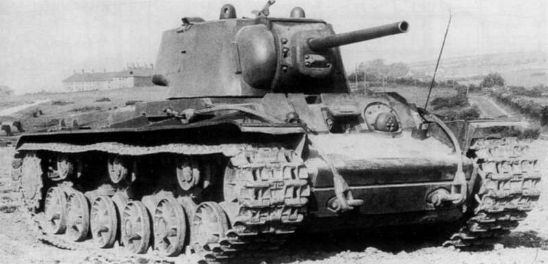 林挺生：紅軍KV-1重型戰車（資料來源：Wikimedia Commons）