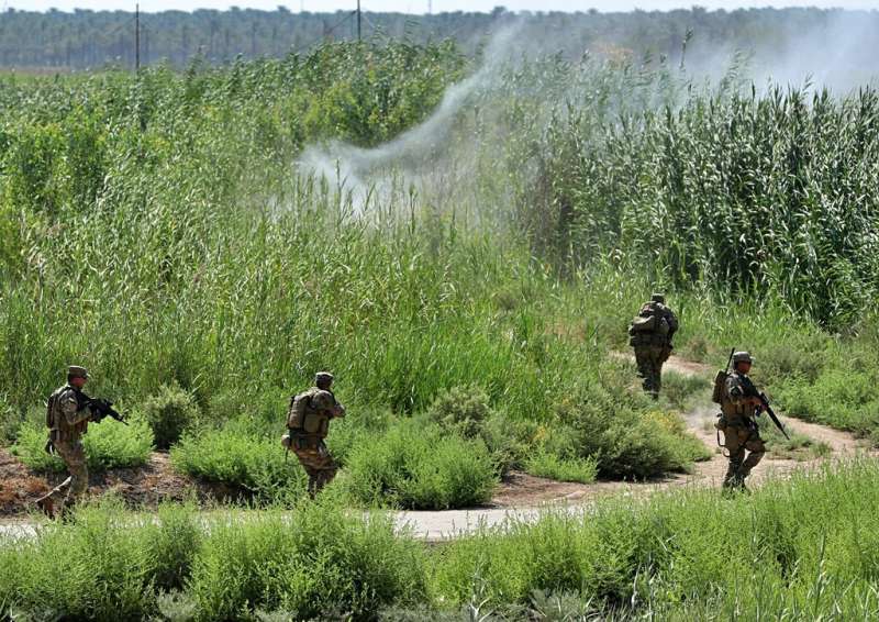 2019年3月，以美國為首的反恐聯軍在伊拉克對抗恐怖組織「伊斯蘭國」。（AP）