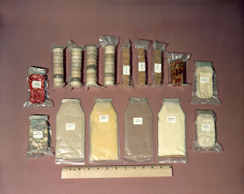 1962年的太空食品與現在的太空食品差距相當大,目前的太空食品已相當注重美味程度。(圖片來源:NASA)。(圖/食力foodNEXT提供) 1962年的太空食品與現在的太空食品差距相當大,目前的太空食品已相當注重美味程度。(圖片來源:NASA)。(圖/食力foodNEXT提供)