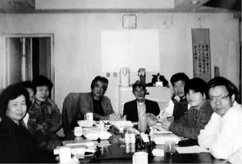 1995年，台灣社會科學研究會上課情形，右起金鴻文、黃素恩、曾健民、周良沛、陳映真、杜繼平、施善繼、曾淑霞_曾健民醫師追思紀念會籌備組提供.jpg