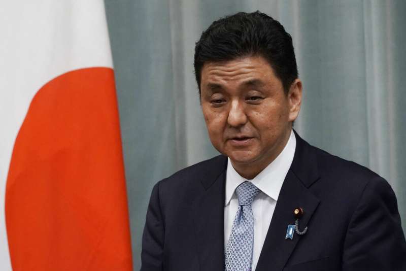 日本新任防衛大臣岸信夫。(美聯社) 日本新任防衛大臣岸信夫。(美聯社)