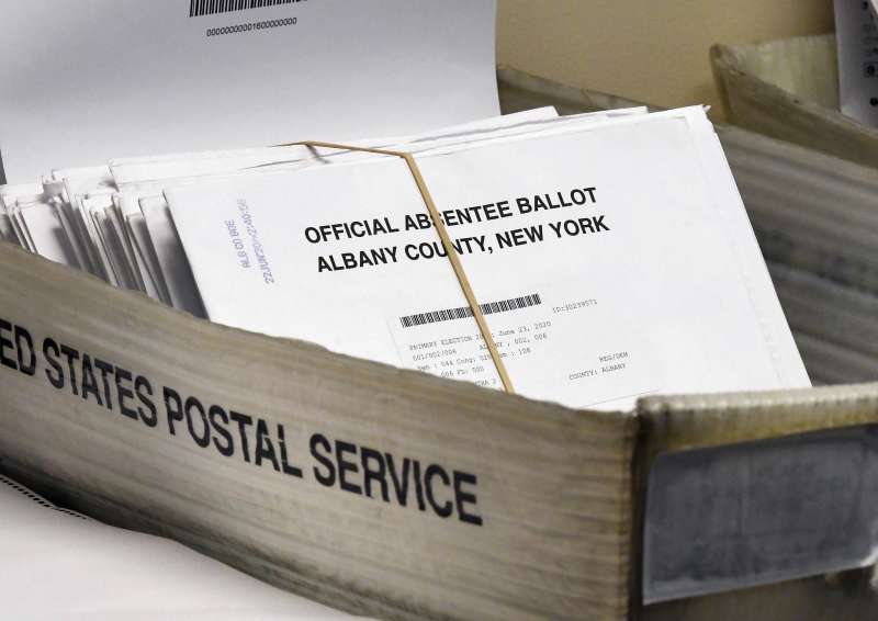 2020年美國總統大選,許多選民選擇郵寄投票(mail-in voting),引發選務爭議(AP) 2020年美國總統大選,許多選民選擇郵寄投票(mail-in voting),引發選務爭議(AP)