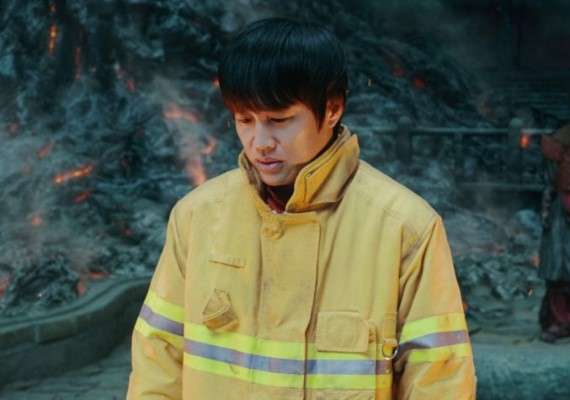 (圖/擷取自Yahoo電影,網路溫度計提供) (圖/擷取自Yahoo電影,網路溫度計提供)