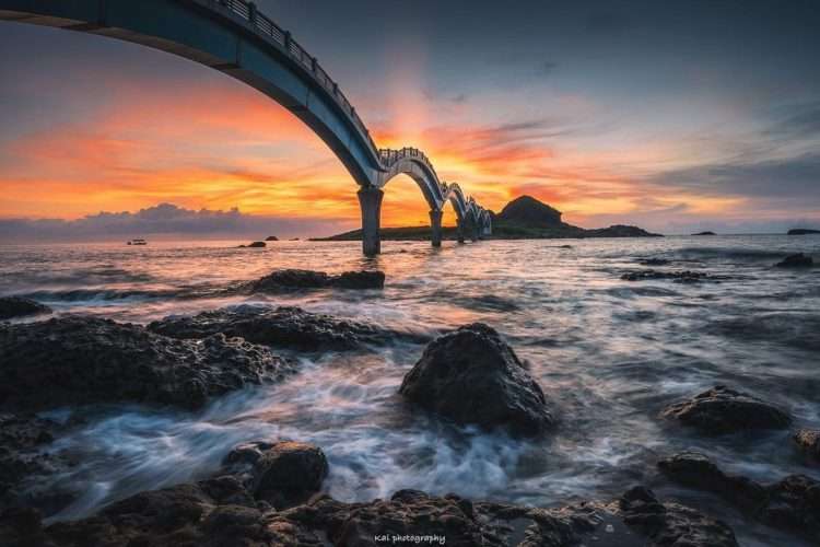 台東景點,三仙台曙光。(圖/IG@shengkai_travel) 台東景點,三仙台曙光。(圖/IG@shengkai_travel)