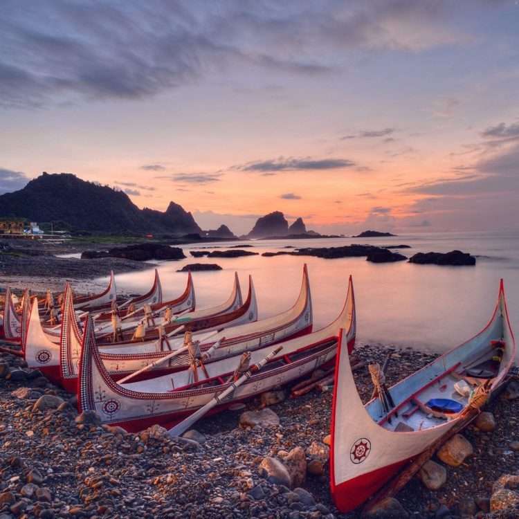 蘭嶼景點,蘭嶼曙光。(圖/IG@little.xeno) 蘭嶼景點,蘭嶼曙光。(圖/IG@little.xeno)