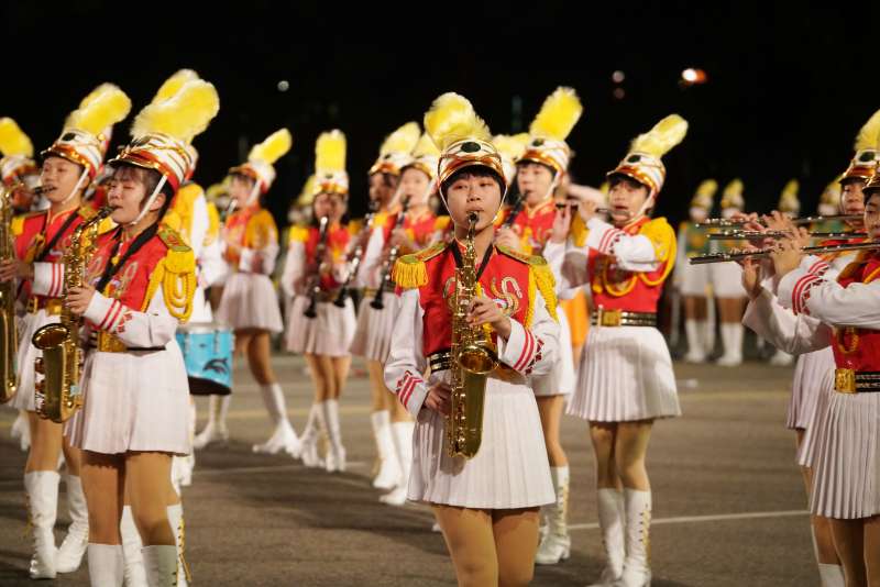 20210101-總統府元旦升旗於1日舉行，圖為北一女樂隊表演。（盧逸峰攝）