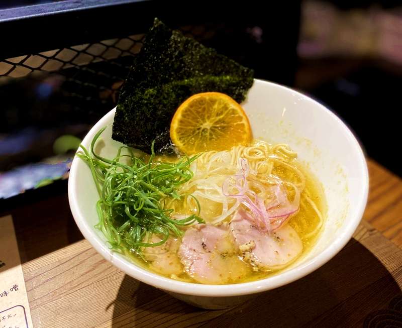 鹽味柑橘拉麵。(圖/資料照) 鹽味柑橘拉麵。(圖/資料照)