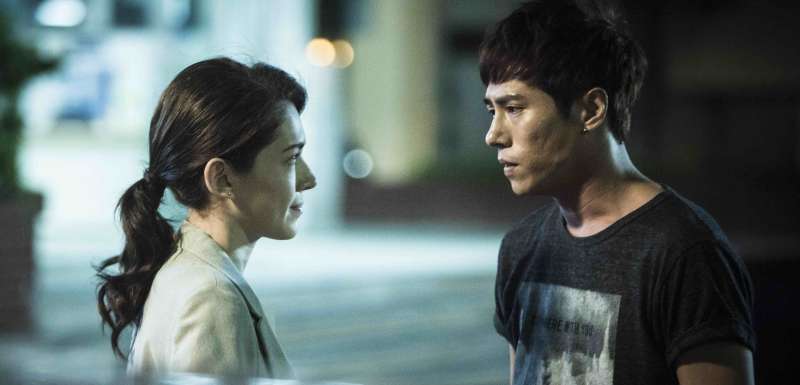 《目擊者》(圖/取自IMDb) 《目擊者》(圖/取自IMDb)