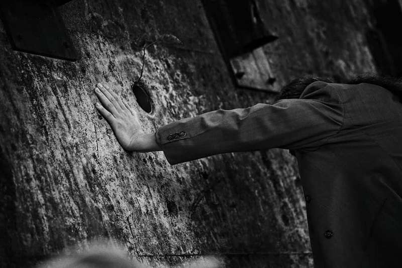 戲中壁劇照。（攝影：林育全）