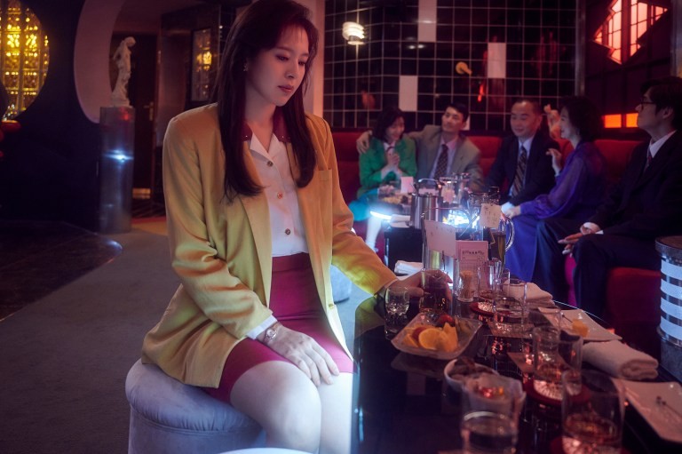 Netflix《華燈初上》。(圖 / 取自少女心文室) Netflix《華燈初上》。(圖 / 取自少女心文室)