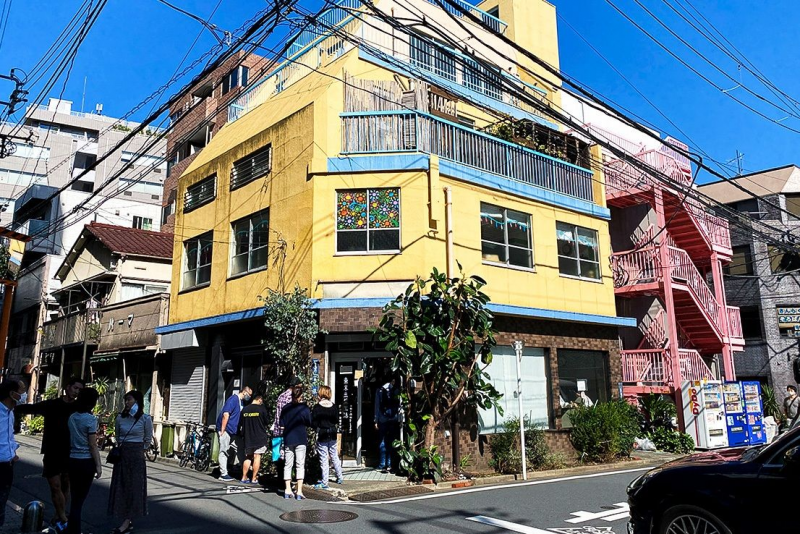 位在五反田一隅的東京豆漿生活,每天一開店就有許多民眾聞風而來(圖片來源:作者提供) 位在五反田一隅的東京豆漿生活,每天一開店就有許多民眾聞風而來(圖片來源:作者提供)