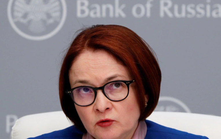 俄羅斯央行行長烏琳娜(Elvira Nabiullina)。 圖片來源:Radio Free Europe 俄羅斯央行行長烏琳娜(Elvira Nabiullina)。 圖片來源:Radio Free Europe