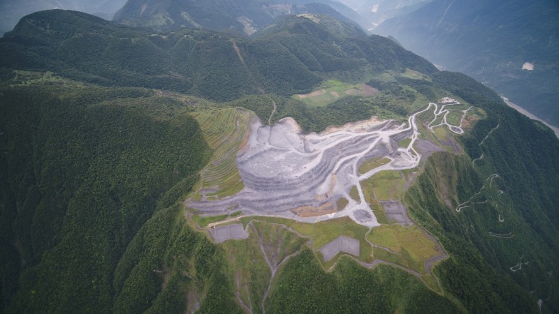 20220414-2019花蓮勇士山頭挖礦斷了頭。（彰化縣環境保護聯盟提供　蔡嘉陽老師攝）