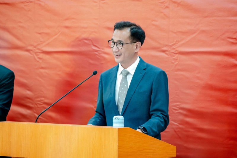 鄭運鵬在政見發表會上說,4年前,高雄市民善良地相信國民黨,卻做了一場惡夢,選錯了人,再回頭罷免、補選已經浪費2年。(圖/鄭運鵬競選辦公室提供) 鄭運鵬在政見發表會上說,4年前,高雄市民善良地相信國民黨,卻做了一場惡夢,選錯了人,再回頭罷免、補選已經浪費2年。(圖/鄭運鵬競選辦公室提供)