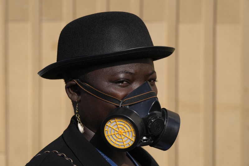 2022年11月,埃及 COP27 氣候峰會場外參與「別為非洲打氣」(Don't Gas Africa)倡議的示威者。(AP) 2022年11月,埃及 COP27 氣候峰會場外參與「別為非洲打氣」(Don't Gas Africa)倡議的示威者。(AP)
