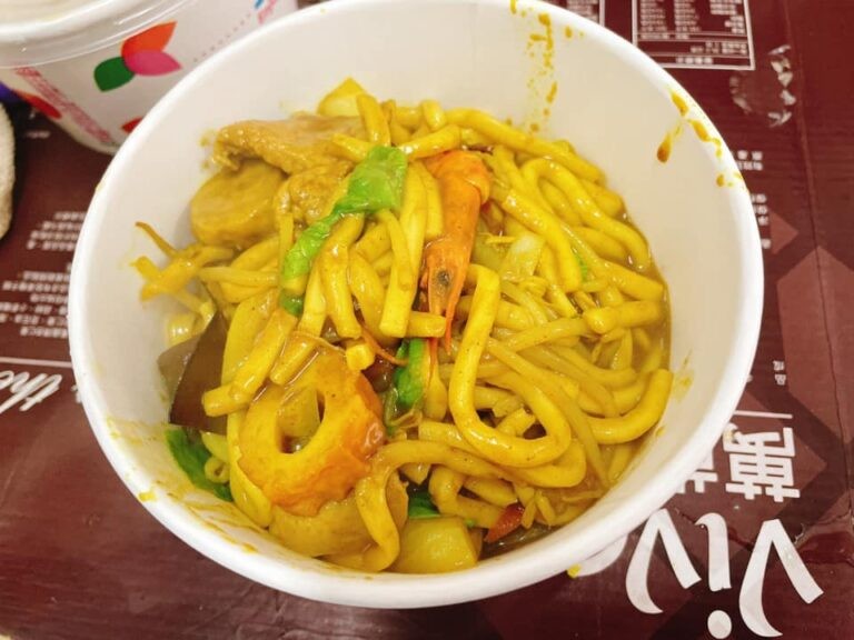 基隆美食-正老牌咖哩麵(圖/取自FB正老牌咖哩麵) 基隆美食-正老牌咖哩麵(圖/取自FB正老牌咖哩麵)
