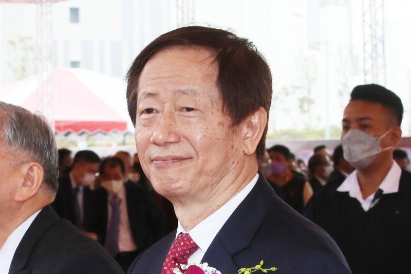 台積電董事長劉德音出席在台積電南科晶圓18 廠新建工程基地舉行的「台積公司3奈米量產暨擴廠典禮」。(柯承惠攝) 台積電董事長劉德音出席在台積電南科晶圓18 廠新建工程基地舉行的「台積公司3奈米量產暨擴廠典禮」。(柯承惠攝)