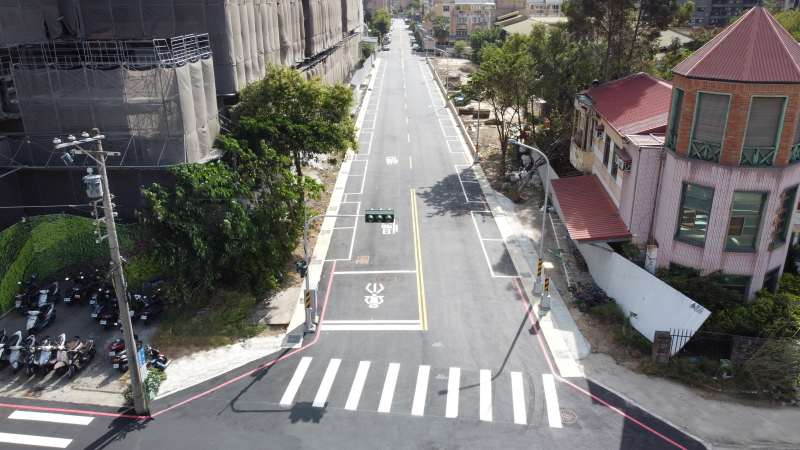 台中市南區德吉街延伸打通工程(建國南路一段至德祥街)已經完工，縮短400公尺行車距離，減少10分鐘車程，更可增加區域運輸系統的便利性。（圖/台中市政府）