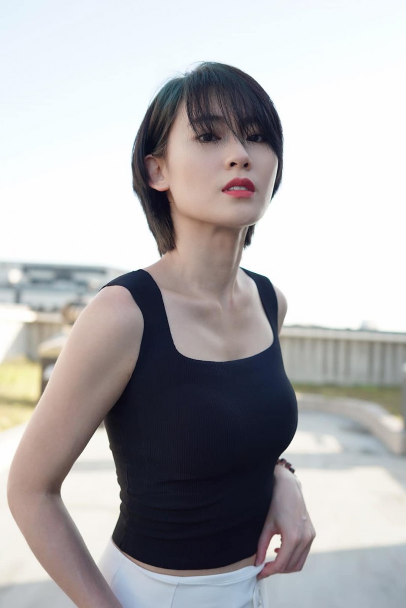 何以奇過去也被周格泰導演性騷擾不成而遭職場霸凌。(圖/翻攝自FB/何以奇) 何以奇過去也被周格泰導演性騷擾不成而遭職場霸凌。(圖/翻攝自FB/何以奇)