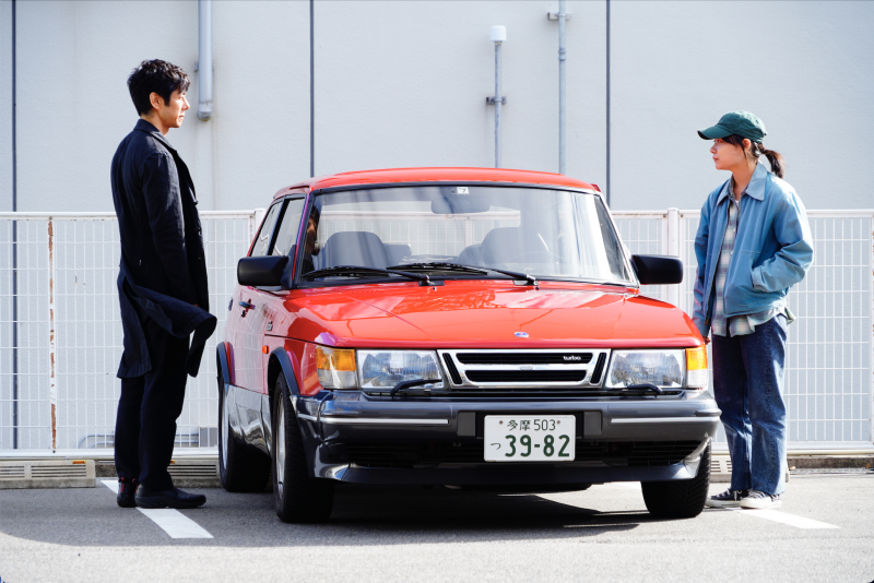 濱口竜介的電影長片《在車上》,改編日本作家村上春樹的短篇故事集《沒有女人的男人們》中的同名故事,拿下第94屆奧斯卡金像獎最佳國際影片的殊榮。(圖片來源/國家影視聽中心) 濱口竜介的電影長片《在車上》,改編日本作家村上春樹的短篇故事集《沒有女人的男人們》中的同名故事,拿下第94屆奧斯卡金像獎最佳國際影片的殊榮。(圖片來源/國家影視聽中心)