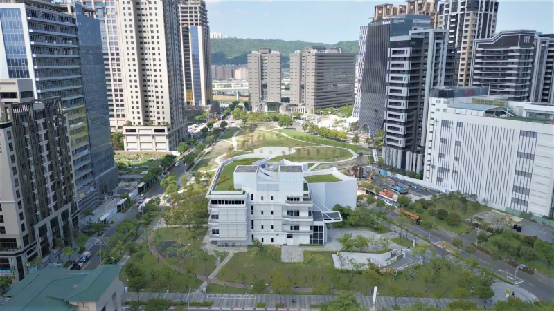 國家電影文化中心1期場館現況及2期場館預定地照片。(圖/新北市政府城鄉發展局提供) 國家電影文化中心1期場館現況及2期場館預定地照片。(圖/新北市政府城鄉發展局提供)